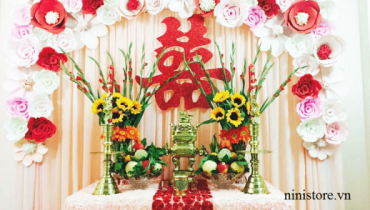 Ngày cưới nên cắm hoa gì trên bàn thờ gia tiên?