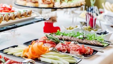 Top 7 dịch vụ nấu tiệc cưới ngon tại nhà Bình Dương