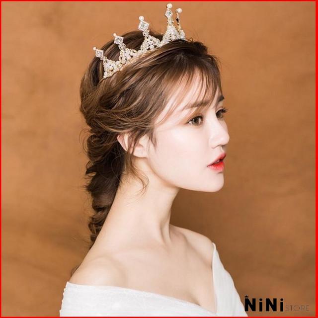 6 kiểu tóc cô dâu đội vương miện đẹp nhất - NiNiStore