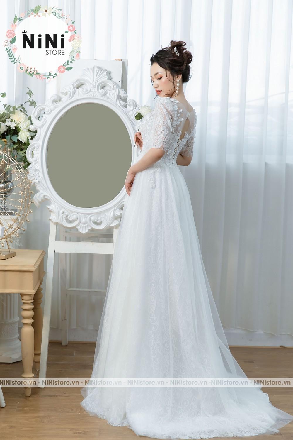 váy cưới trắng tay dài cổ vuông phối ren dáng xoè - Áo cưới | ThờiTrangNữ.vn