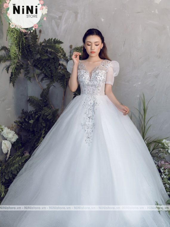 vay-cuoi-tay-bup-tung-kim-sa-ao-dinh-pha-le-hoa