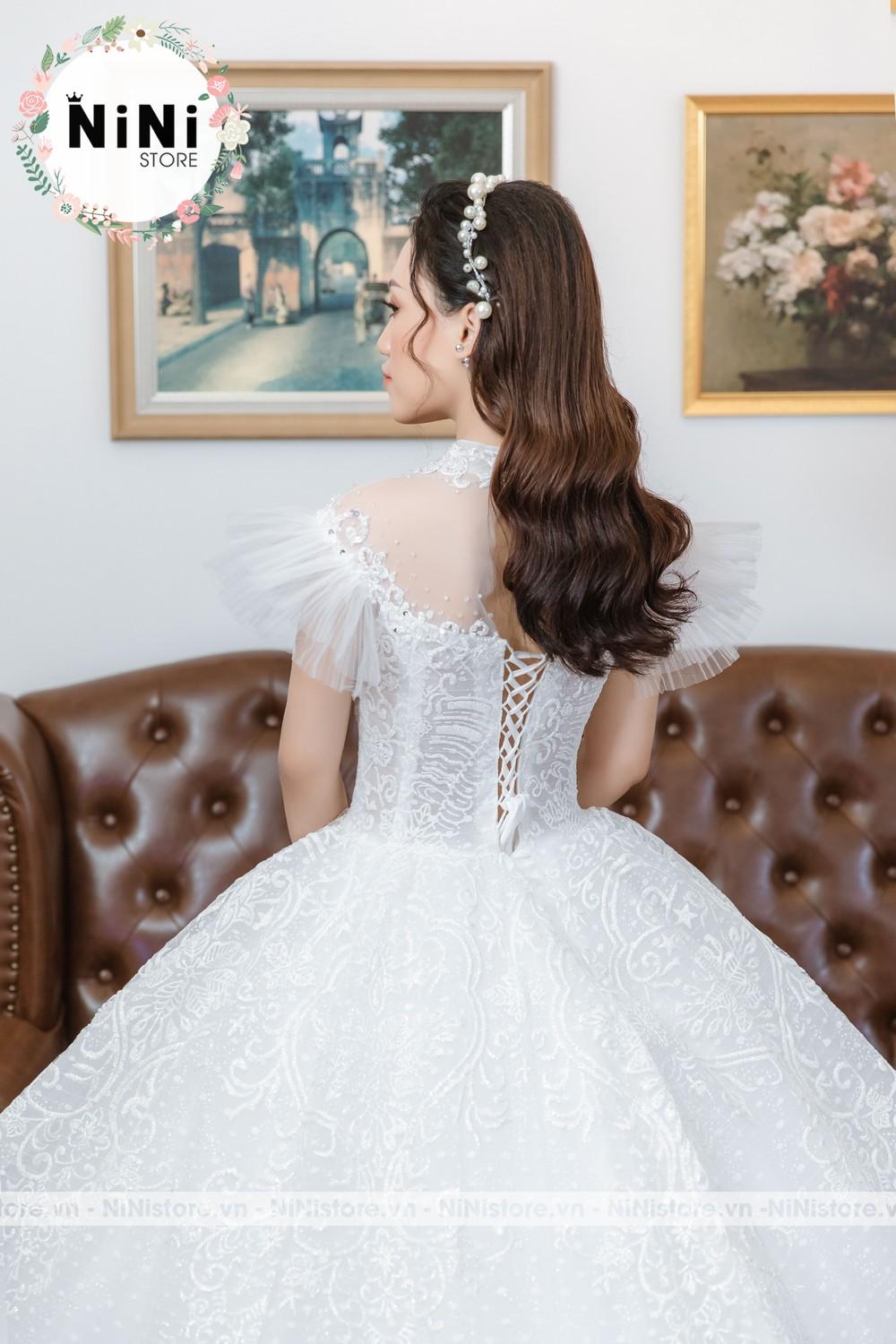 Váy cưới màu trắng tùng kim tuyến vân - VC50 - NiNiStore