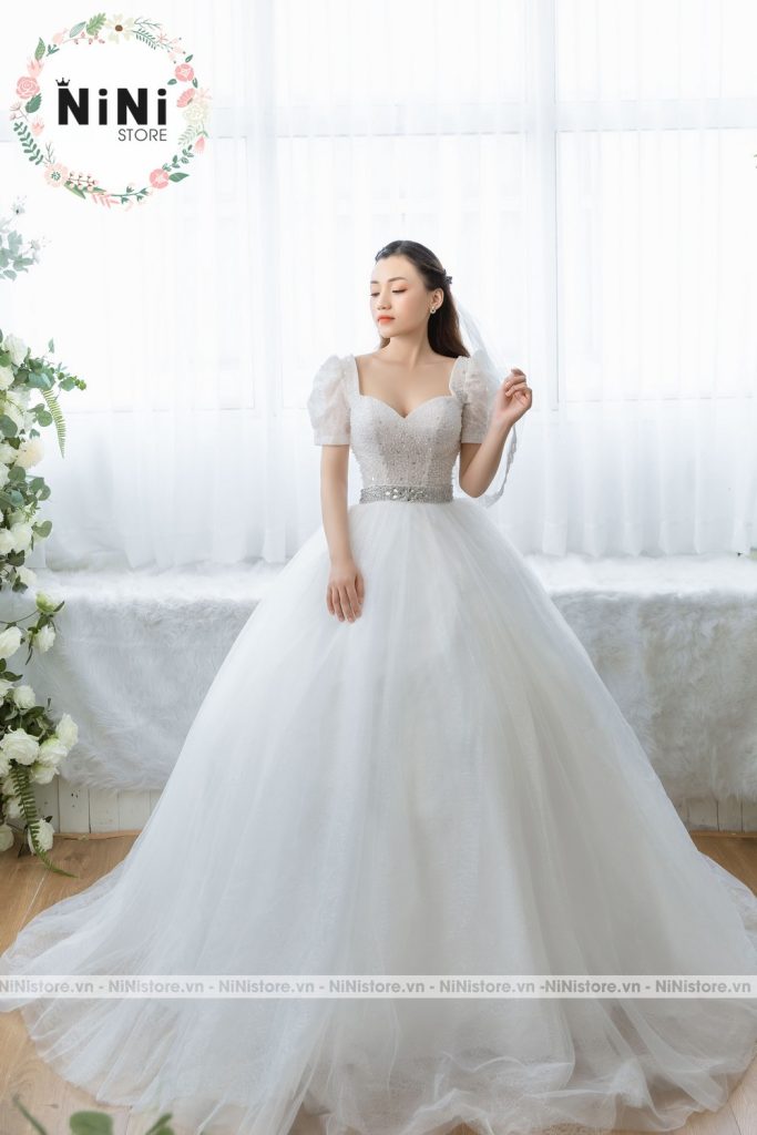 Đầm Soa Rê Sa rê là gì ? đầm sa rê có phải váy cưới cô dâu không ? - NiniStore ...