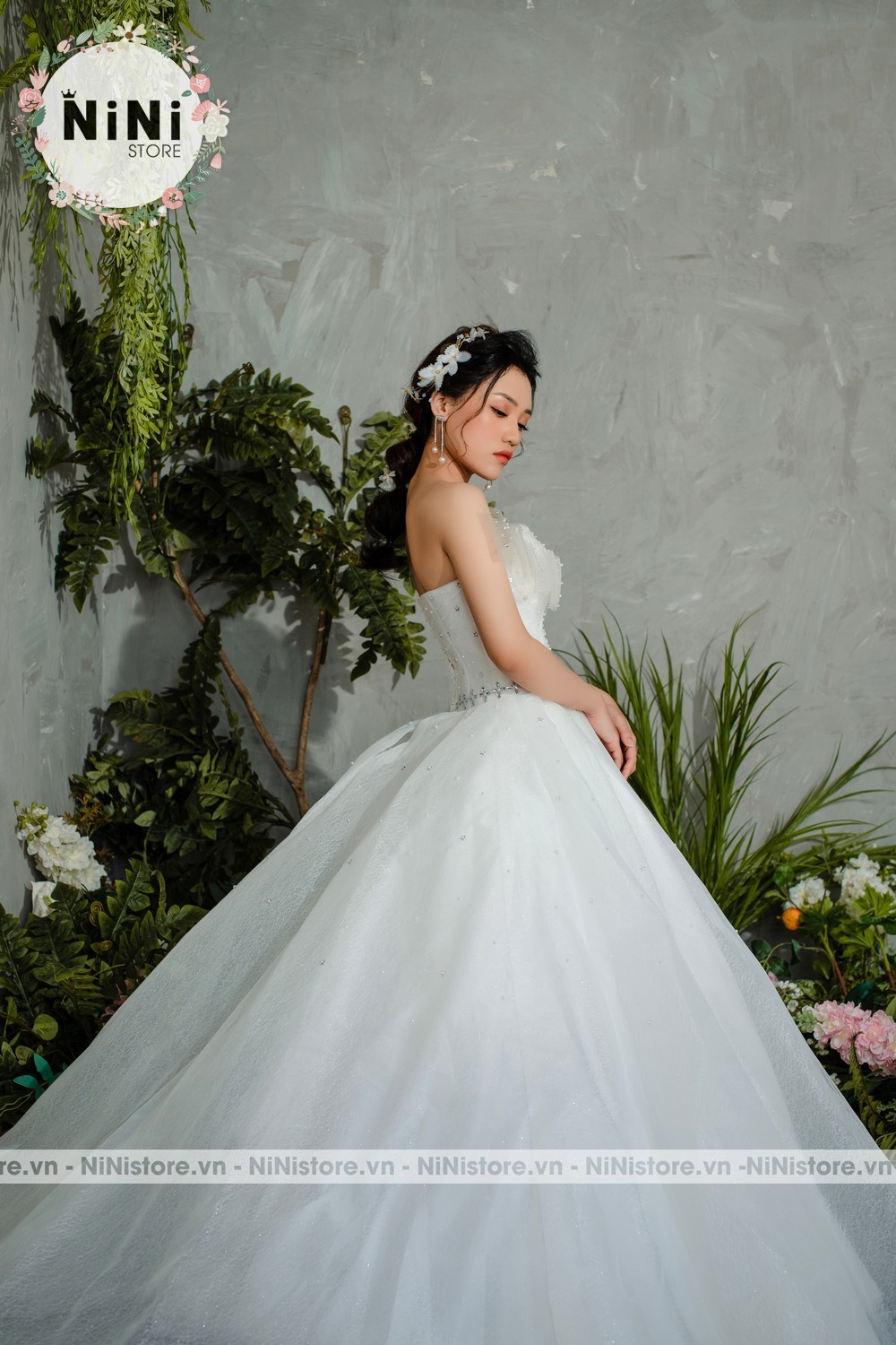 Soiree cưới là gì 15 Soiree cưới đẹp cho Cô dâu hiện đại  Áo cưới 2023