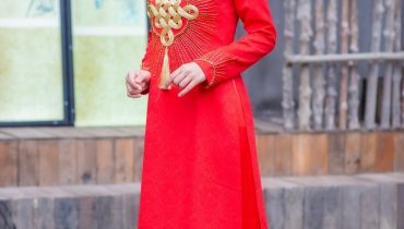 Top 10 mẫu áo dài cưới đỏ gấm đẹp quý phái nhất