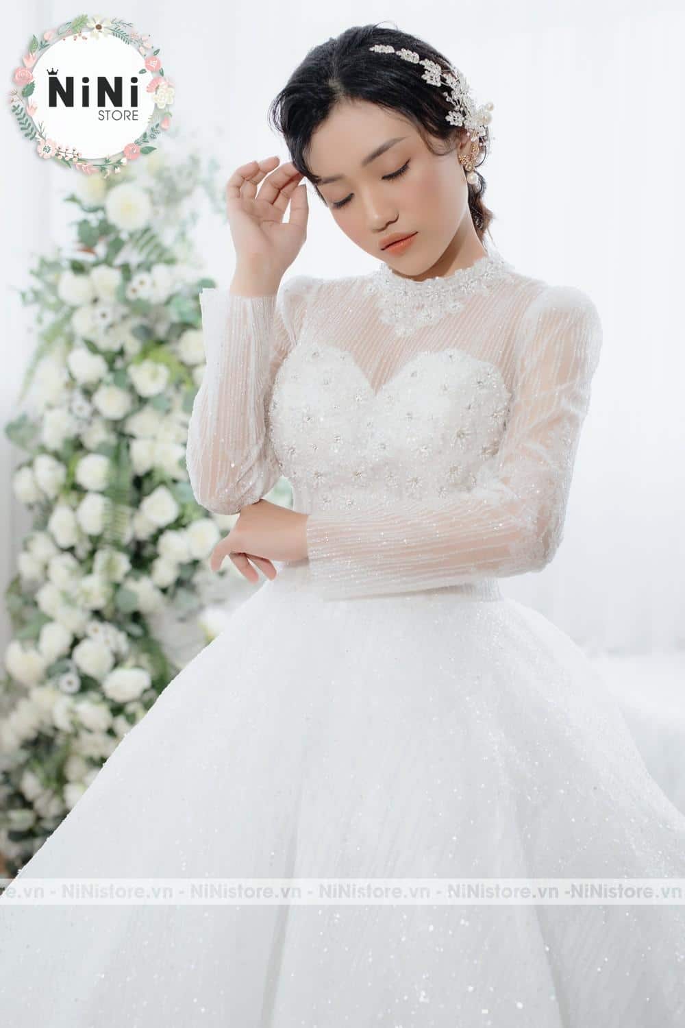 Top 10 mẫu đầm cô dâu đơn giản đẹp theo xu hướng 2022